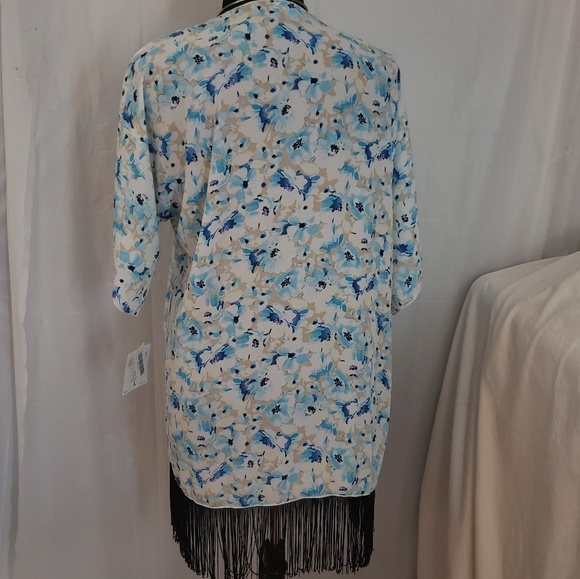 Lularoe L white floral monroe open cardigan cover - Picture 2 of 8